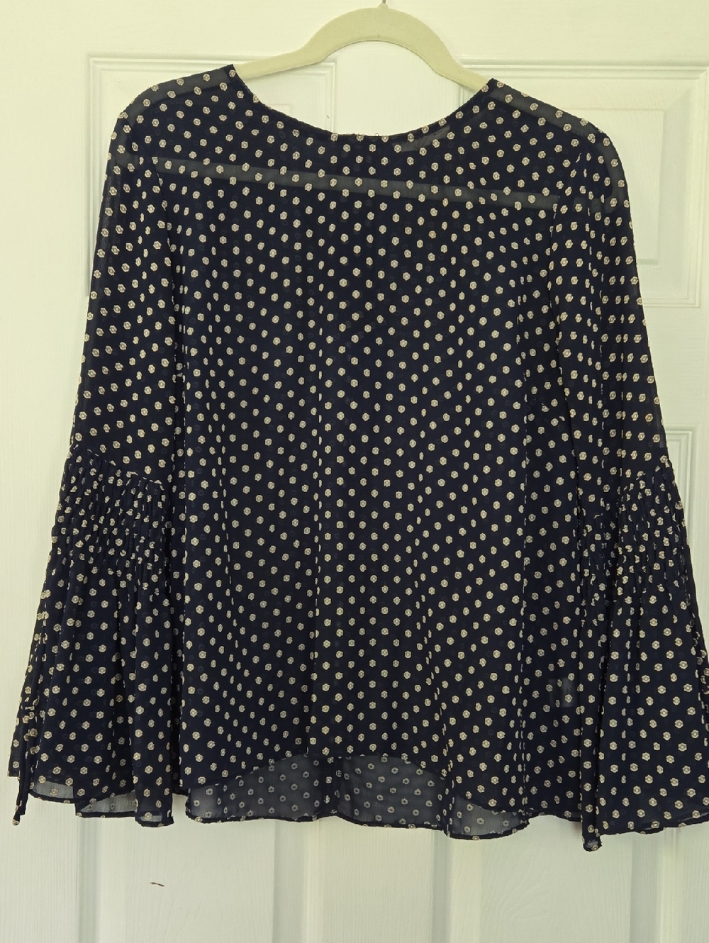 Women’s Blue Polka Dot Long-Sleeve Blouse